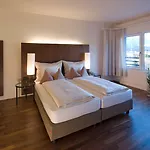 Hotel Penz West