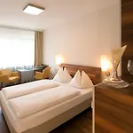 Hotel Penz West