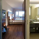 Hotel Penz West 4*