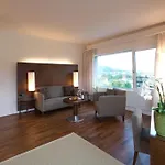 Penz West Hotel