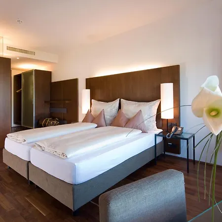 Penz West Otel 4*