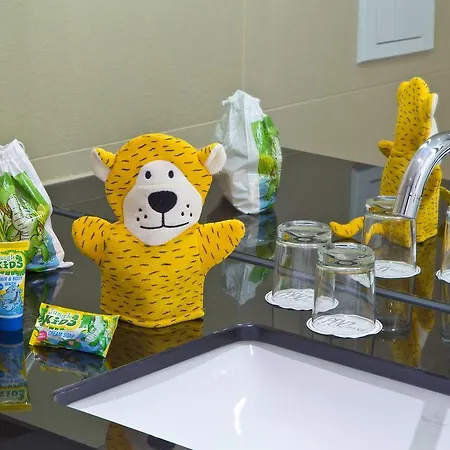 西奔兹酒店 酒店