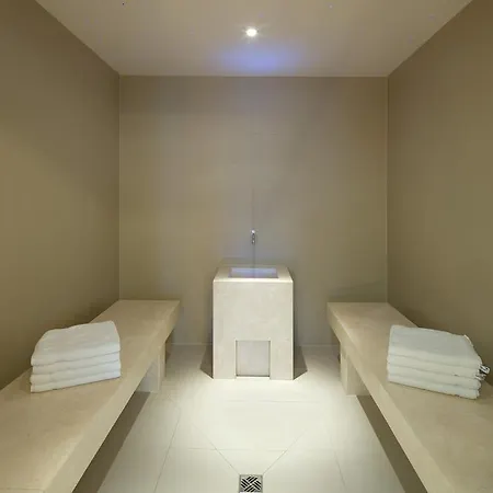 Hotel Penz West 4*