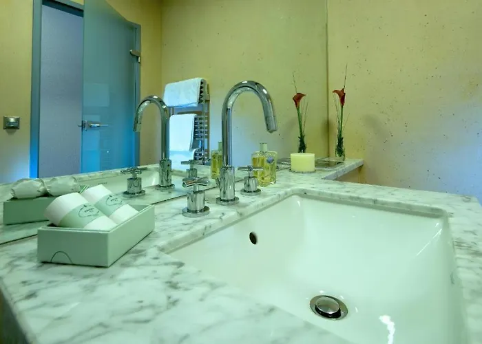 Szálloda Penz West 4*