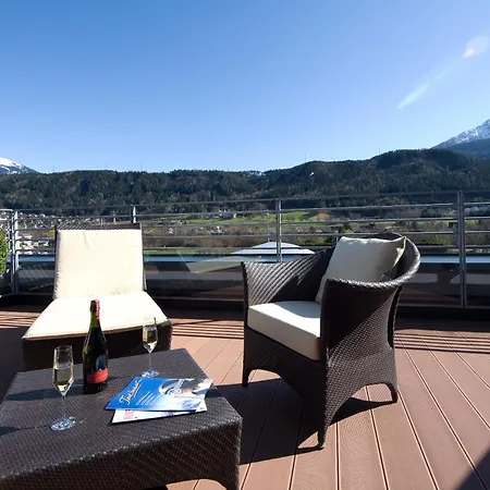 Penz West 4*